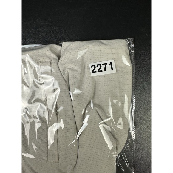 Lululemon Commission Shorts Mens 34 Cream 9" Inseam Stretch Chino Golf - Picture 9 of 9